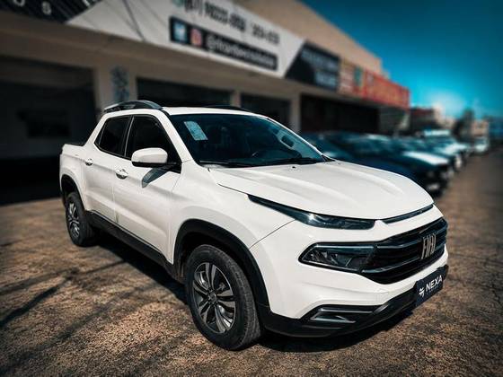 FIAT TORO 2.0 16V TURBO DIESEL FREEDOM 4WD AT9 FIAT TORO 2.0 16V TURBO DIESEL FREEDOM 4WD AT9